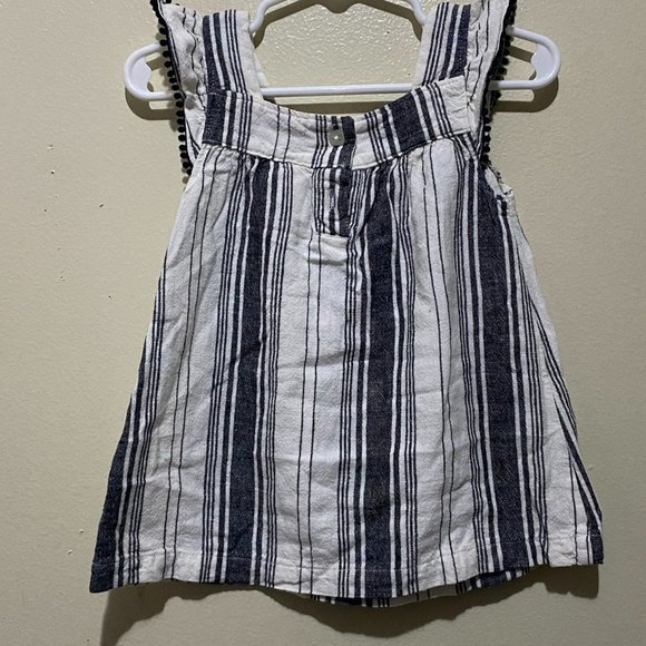 Carter's Kid's Dress Size 3T (PRE-LOVED) - 8517 - Picture 3 of 6